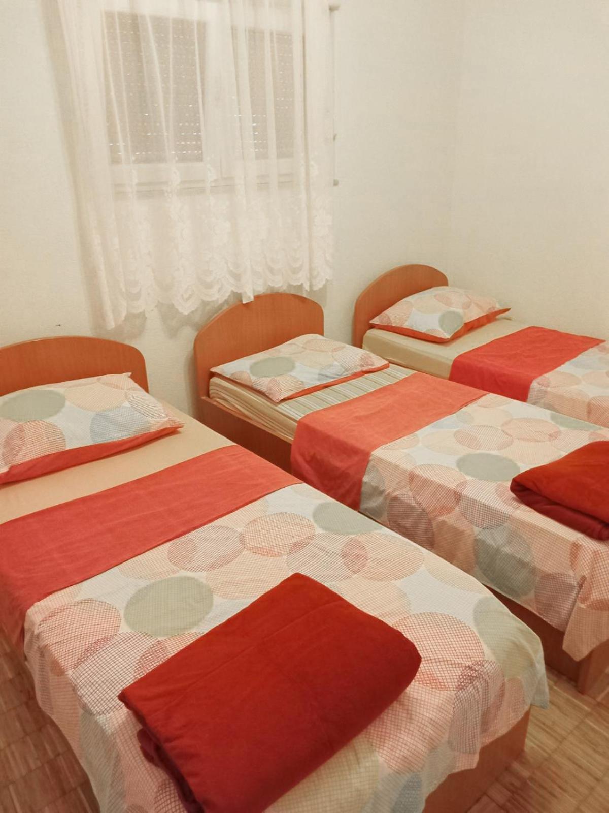 Apartments Maslina Ston Bagian luar foto